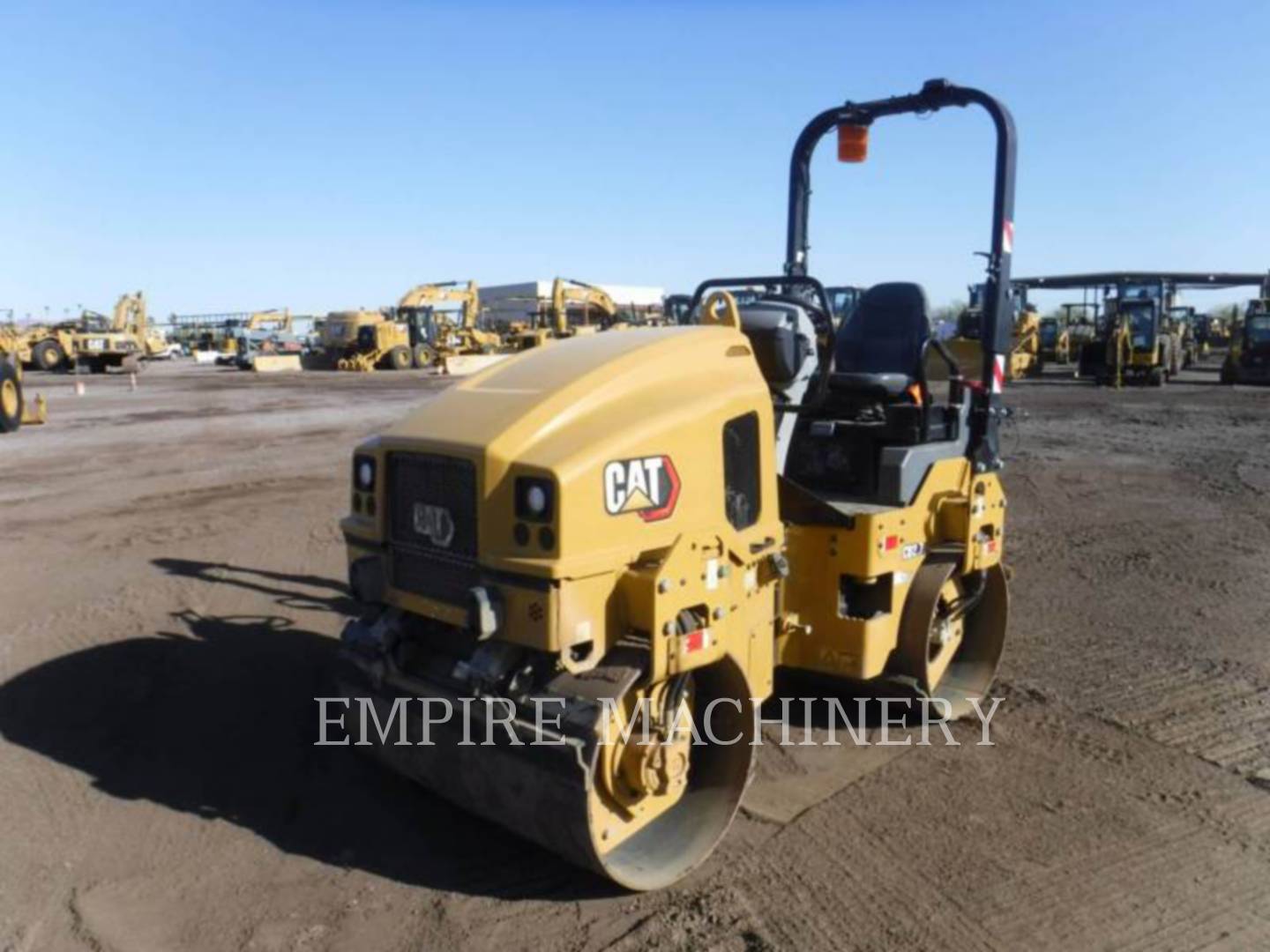 Caterpillar CB2.7, 1757 hours, S/N: 64800564, 2022
