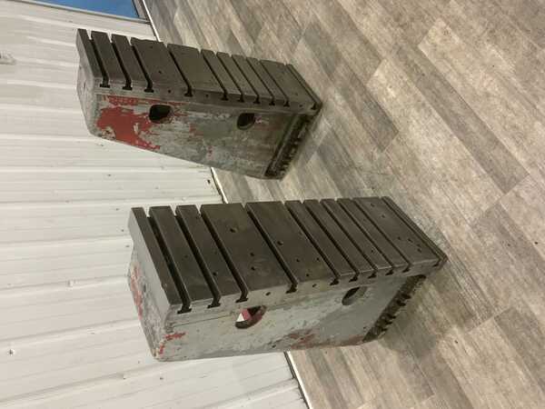 12" x 36" x 18" Giddings & Lewis, T-slotted angle plates, cast iron construction, 1 set
