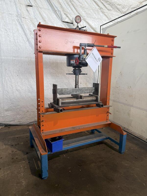 75 Ton, Dake #75H, hydraulic H-frame press