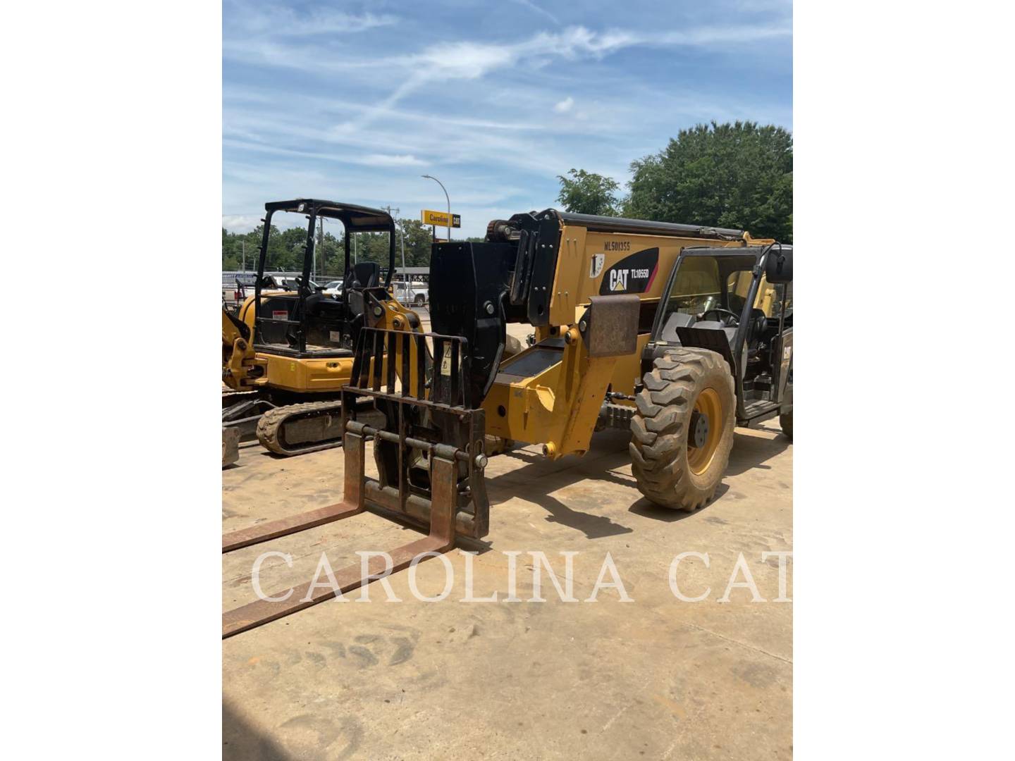 Cat TL1055D, Telehandler, 1647 hours, S/N: ML501355, 2018