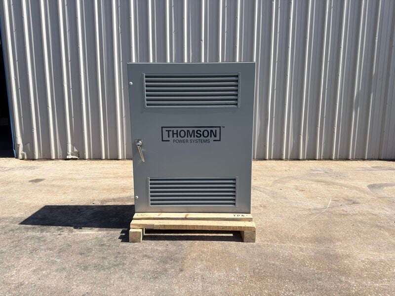 800 Amp. Thomson #TS870, transfer switch, 277/480 Volts, 3-phase, NEMA 3, new