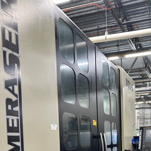 Amera Seiki #VTC-5, Vertical Machining Center, 86.6" X, 24.4" Y, 24.4" Z, 20 HP, 10,000 RPM, 32 automatic