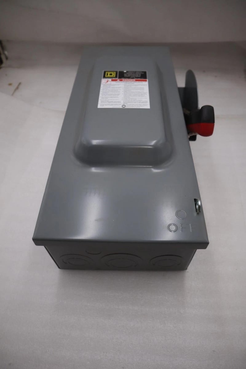 SCHNEIDER ELECTRIC CH363 / CH363 - NEW NO BOX - STOCK SGF133