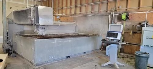 Flow #IFB-6012, CNC waterjet cutting system, 6' x 12' table, 50 HP pump, 87,000 PSI, Flowmaster Control, 2008