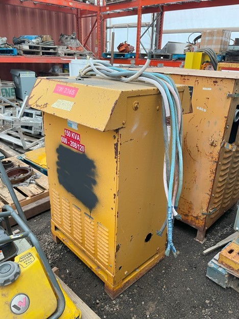 150 KVA 600 Primary, 208Y/120 Secondary, General Electric #B296-2501, Dry Type Auto-Transformer, 3 Phase