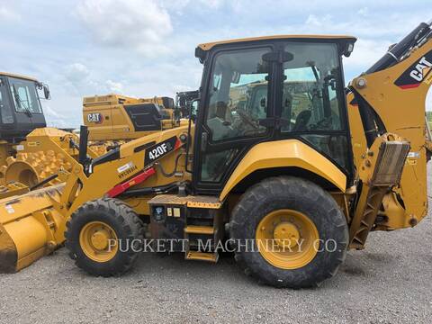 Cat 420 F 2, Backhoe Loader, 3618 hours, S/N: 0HWC06014, 2020