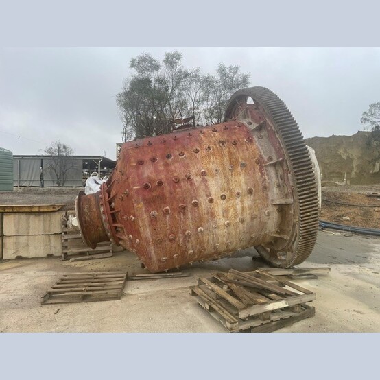 9.8' x 9.2' Hardinge, ball mill, Girth Gear: 192 Tooth, Pinion Gear: 20 Tooth
