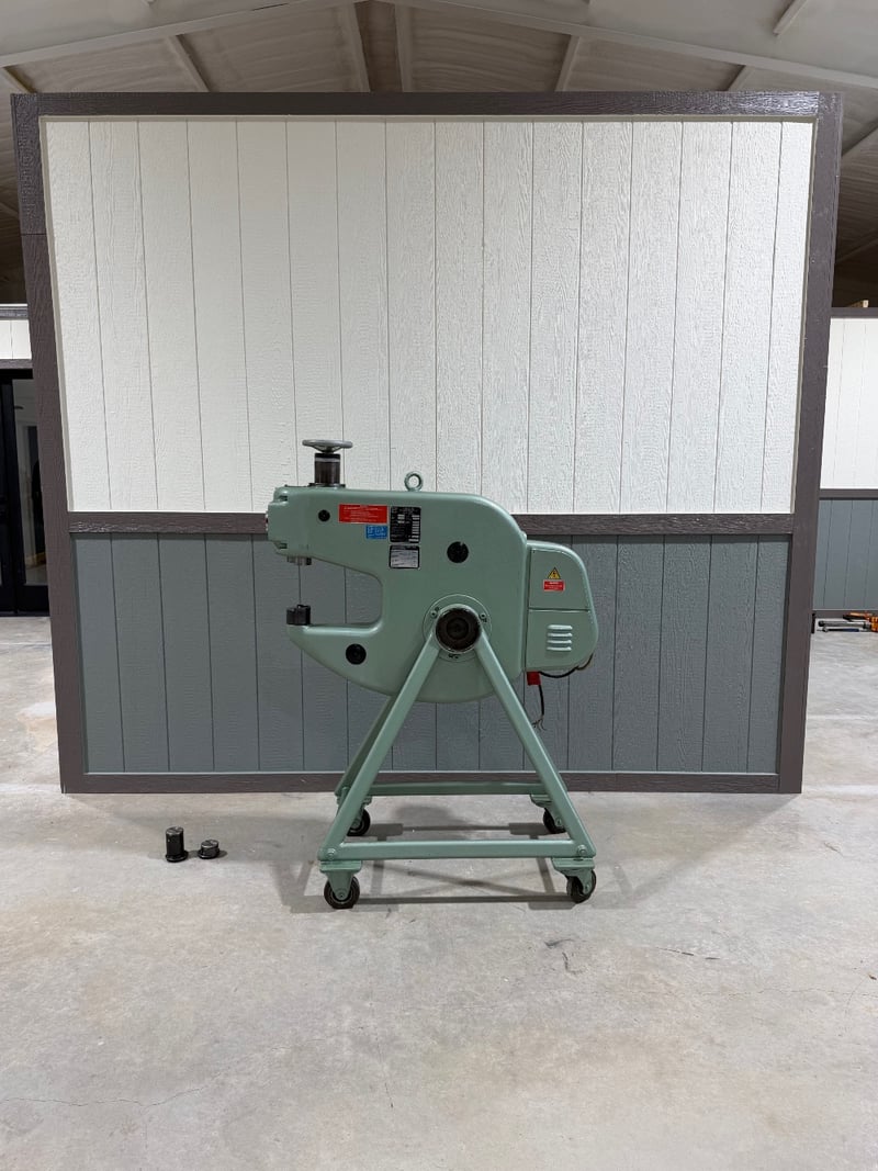 Eckold #KF314, Shrinking & Stretching Machine, Capacity: 14 Gauge Mild Steel, Throat: 13", Strokes/Min: 400