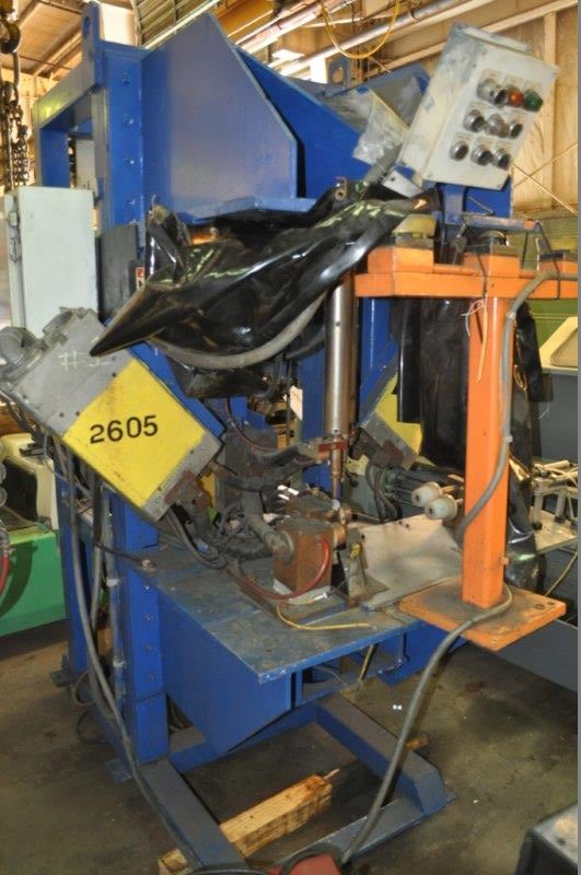 120 KVA T. J. Snow multi gun, 3 head spot welder