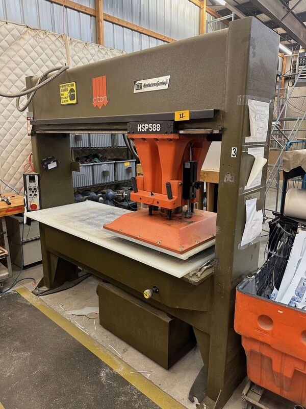 30 Ton, Atom #HSP588, traveling head hydraulic die cutting clicker press, 6 stroke, synchronized controls