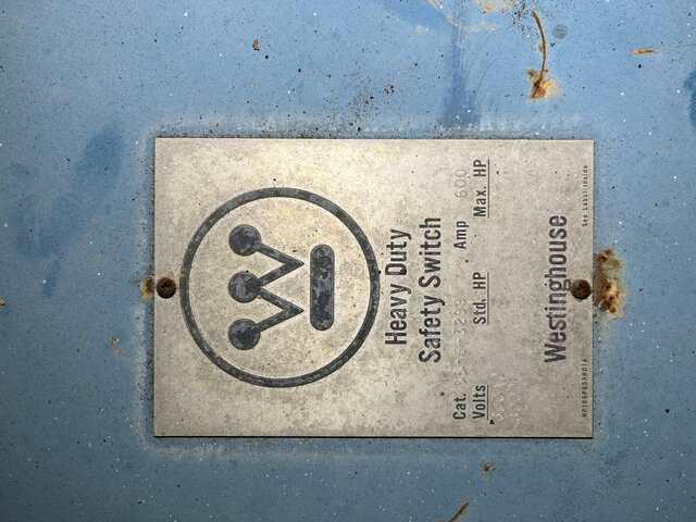 600 Amp. Westinghouse #66-E-3299, non-fused DC safety switch, 2-pole, 240 Volts (4 available)