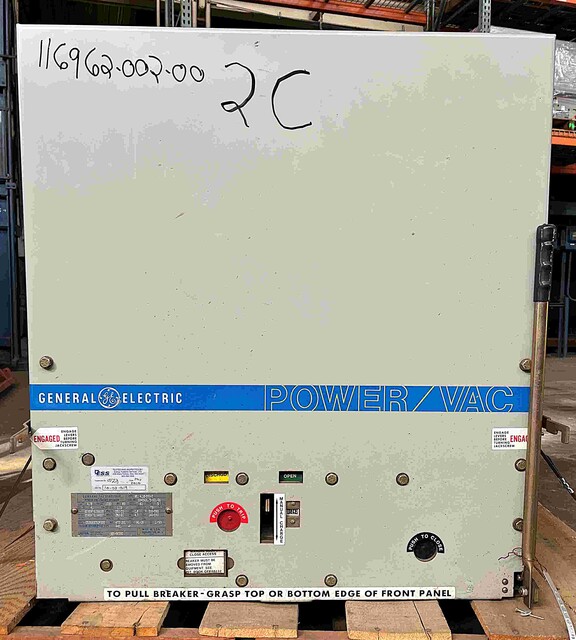 1200 Amps, General Electric Power Vac #VB1-4.16-250, vacuum circuit breaker, 4,160 Volts, 1990 (2 available)