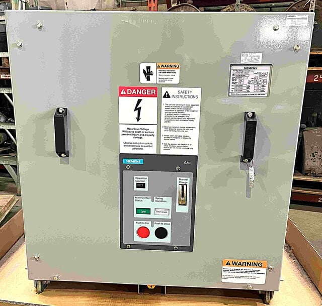 1200 Amps, Siemens #15-GMI-500-1200-37, vacuum circuit breaker, 15,000 Volts, Rebuilt (2 available)