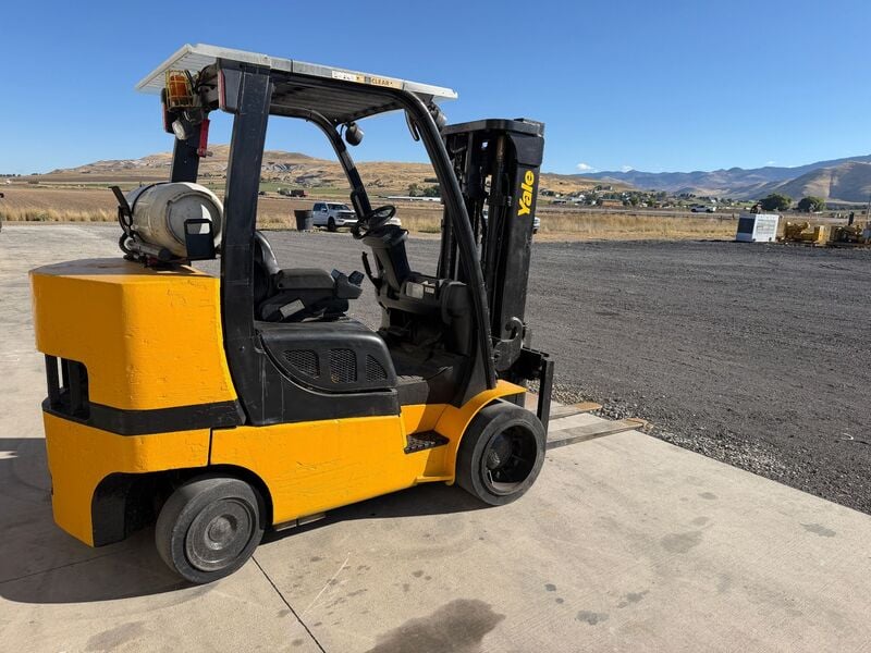 10000 lb. Yale #GLC100VXNGSV084, LPG forklift, cushion tire, 2008