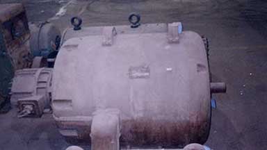 300 HP 880 RPM General Electric, Frame 6353AS, TEFC, wound rotor, 440 Volts, 496 Sec.