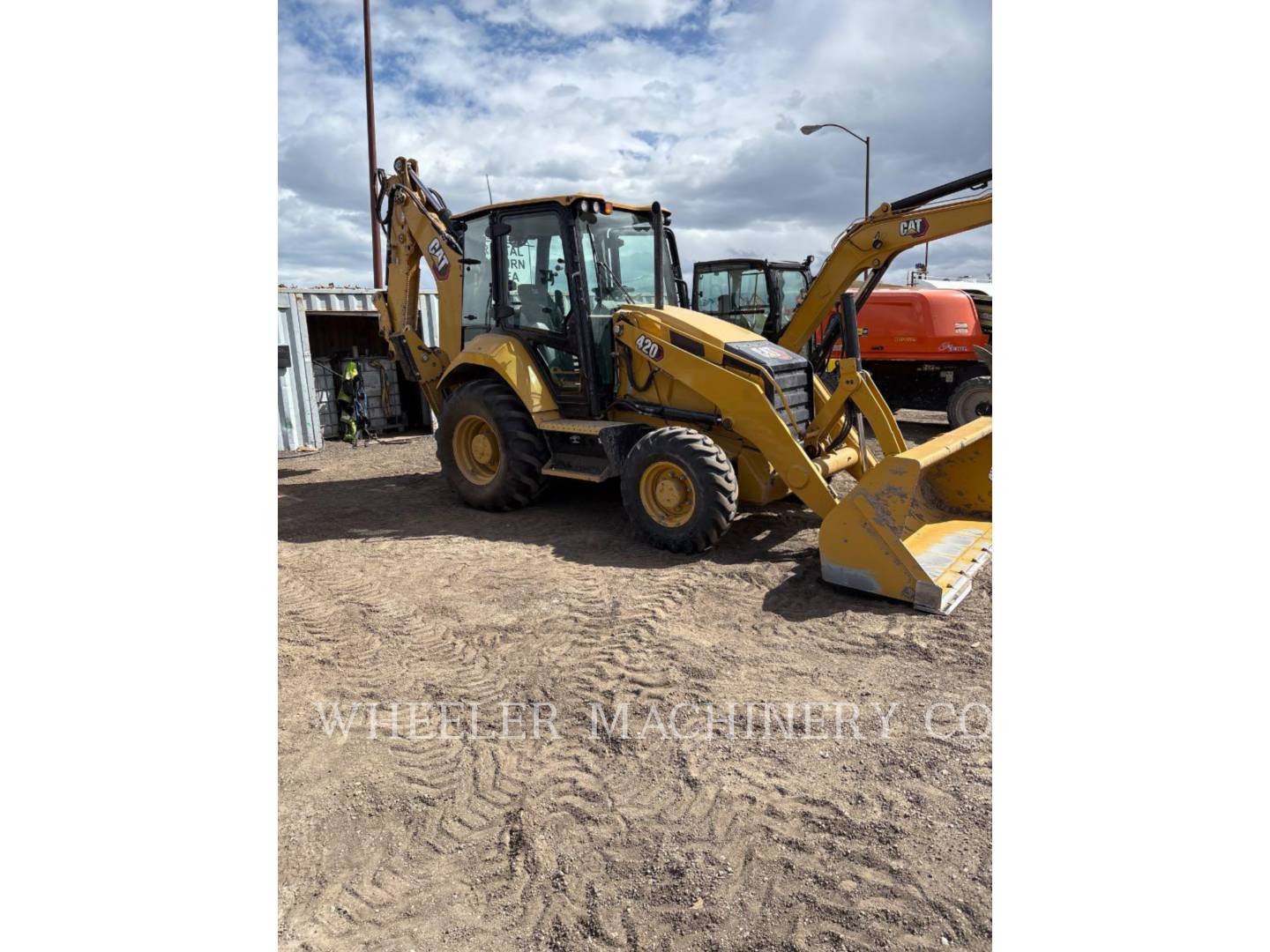 Cat 420 CF, Backhoe Loader, 300 hours, S/N: H8T06132, 2025
