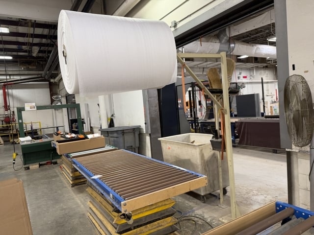 Roller Conveyor and Roll Holder