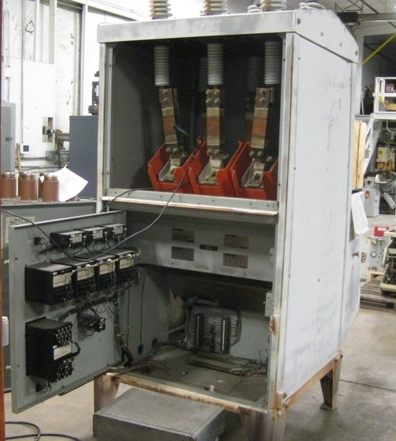 1200 Amps, General Electric, PVDB1 15.5-20-1