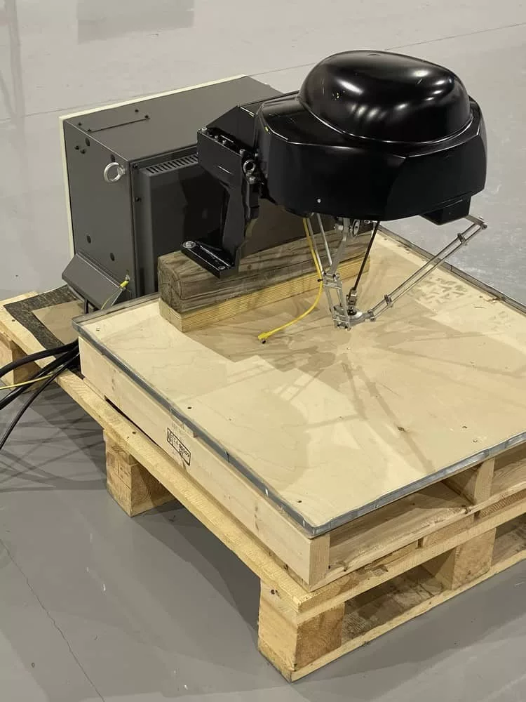 Fanuc #M-1iA, Delta Industrial Robot, 1,000 G payload, 11.02" reach, 11.02" x 3.94" H work envelope, 3-axis