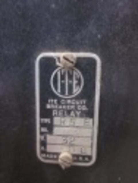 1200 Amps, Siemens, electrically operated, drawout, #AB3900