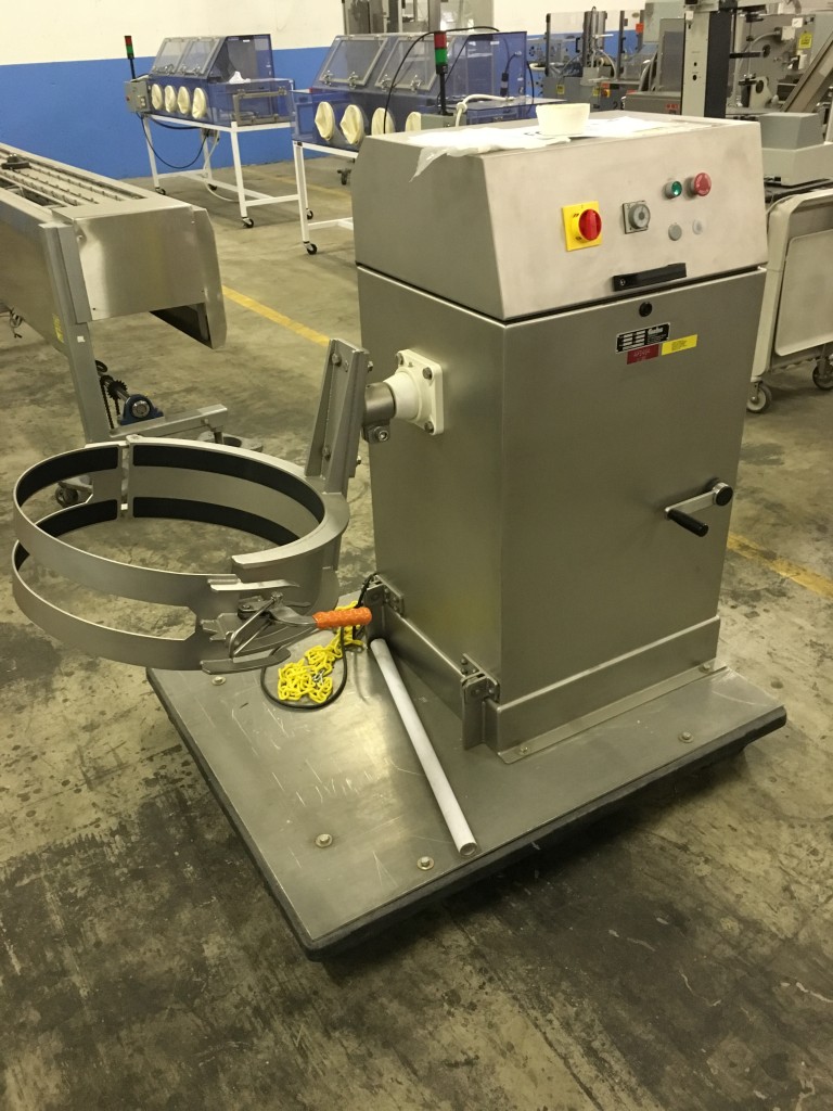 Fuchs / M O Industries Inc #BK200, 55 gallon barrel drum mixer / dumper ...