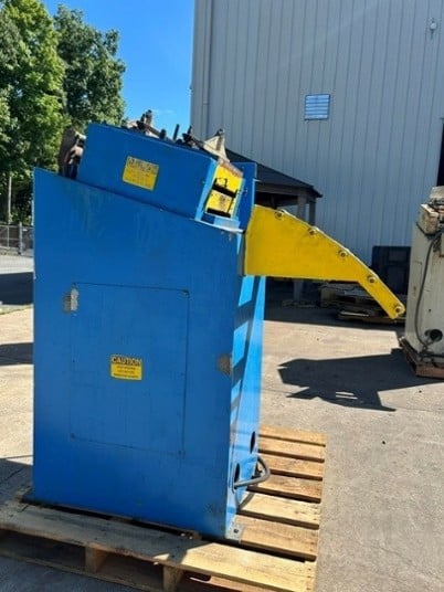 12" x .125" CWP #SE12B, straightener, 7-rolls, S/N C15592, STK# 1700