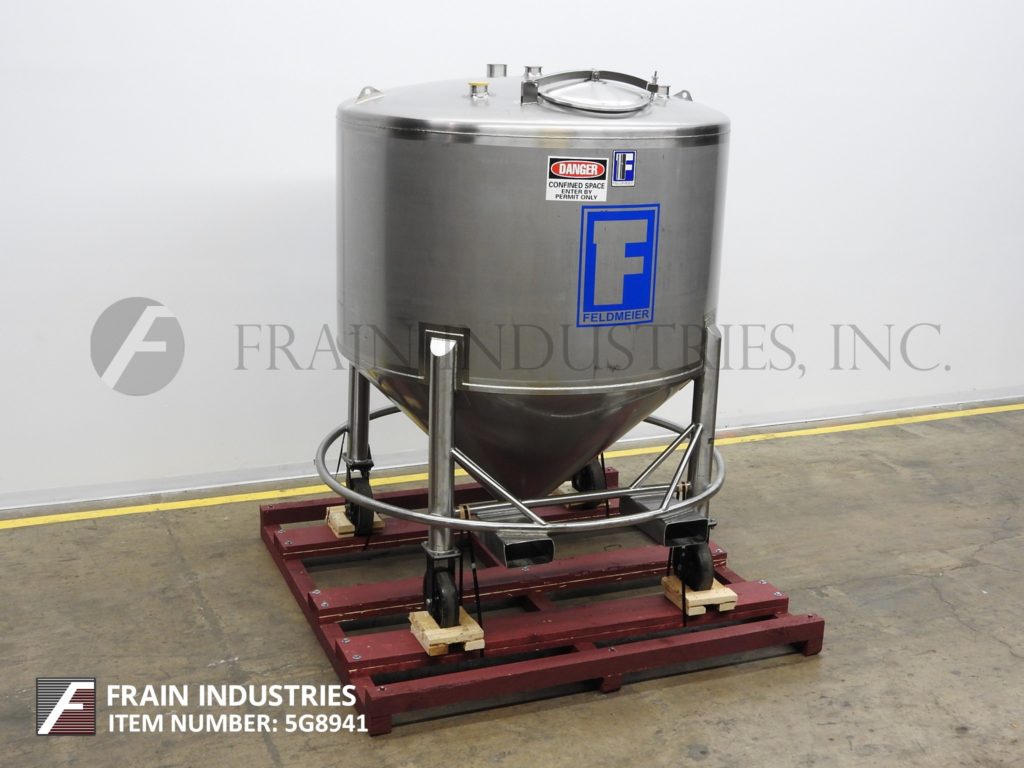 1000 gallon Feldmeier, 316 Stainless Steel single wall tank, 72" diameter x 80" deep with a 44" straight