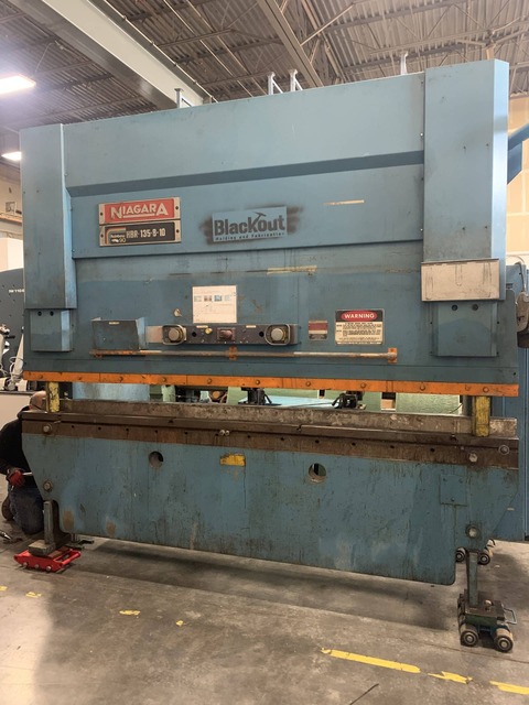 135 Ton, Niagara, cnc press brake, 10' overall, AS IS