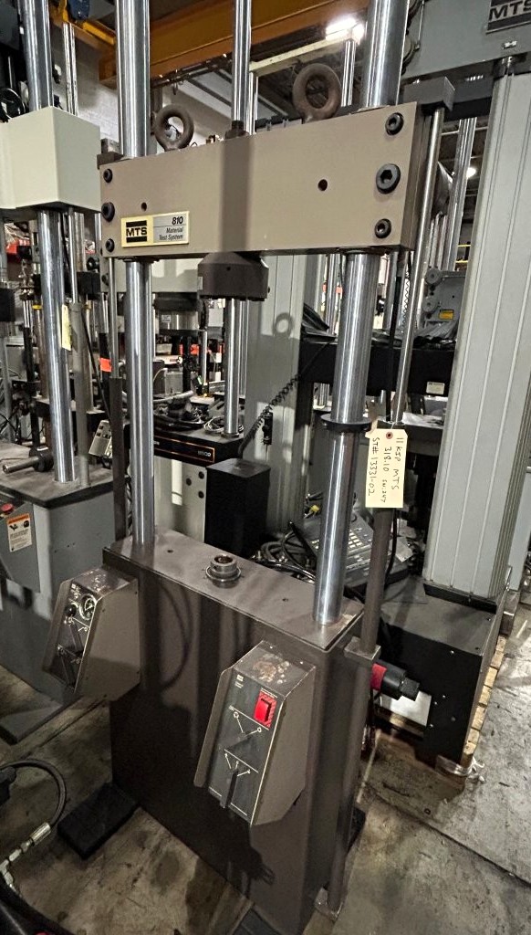 11 KIP (50kN), MTS #318.10, material fatigue testing system, 2 column, reconditioned