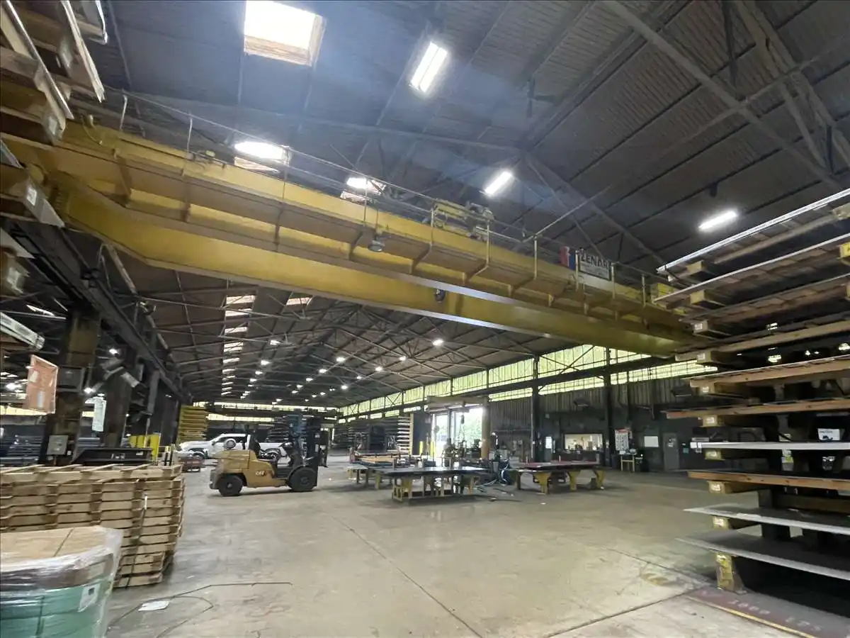 27.5 Ton, Zenar, top running double girder overhead bridge crane, 77'6" span, 25' lift height, 2014