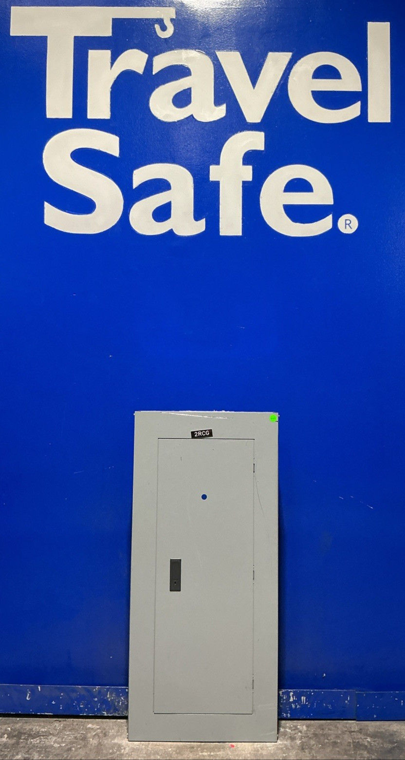 250 Amp. Siemens S1C42ML250CTS, MLO Panelboard, 208Y/120 Volts, 3 Phase, 4 Wire