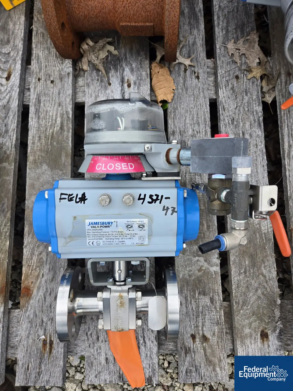 Pneumatic Valve, Stainless Steel, Jamesbury Valv-Powr #VPVL250SR4/5BD spring return actuator, Metso Quartz
