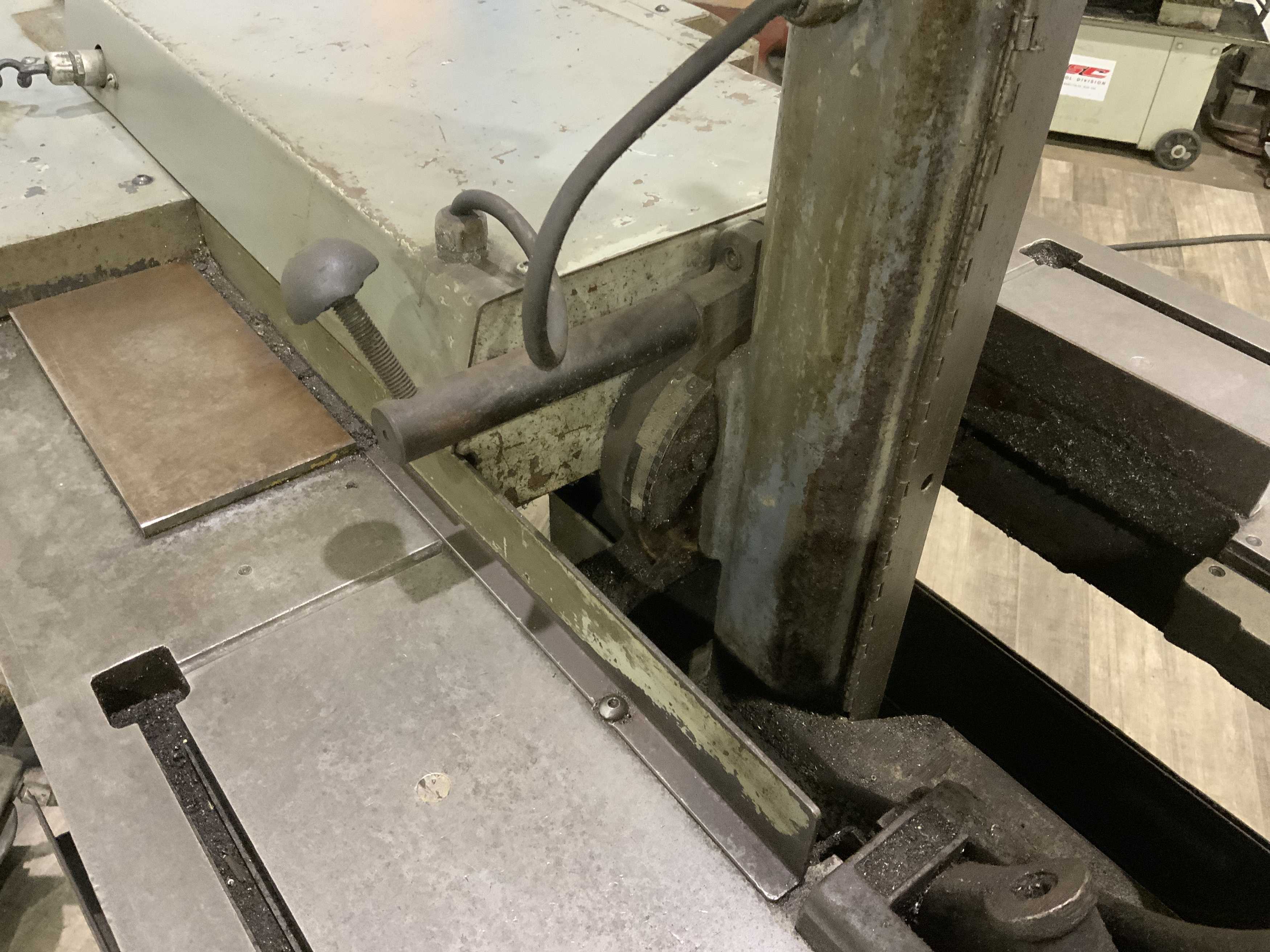 18" x 20" Marvel #Series-8-Mark-I, vertical tilt frame band saw, 1" blade, coolant with side pans, 2 HP, 1987 - Image 5