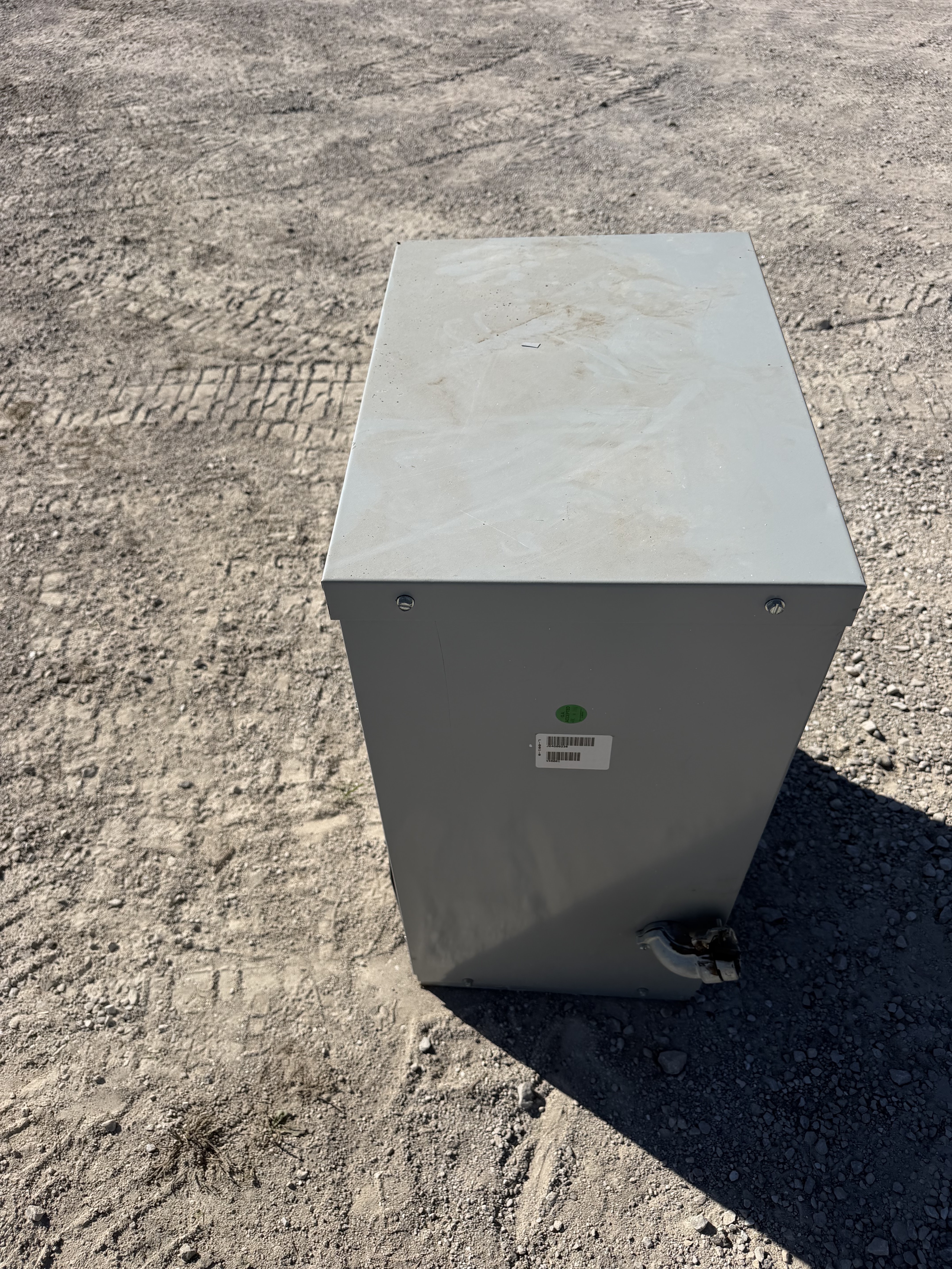 45 KVA 480 Delta Primary, 208Y/120 Secondary, Eaton Eaton Cutler-Hammer #V48M28T45K, Dry Type Transformer, 3 - Image 5
