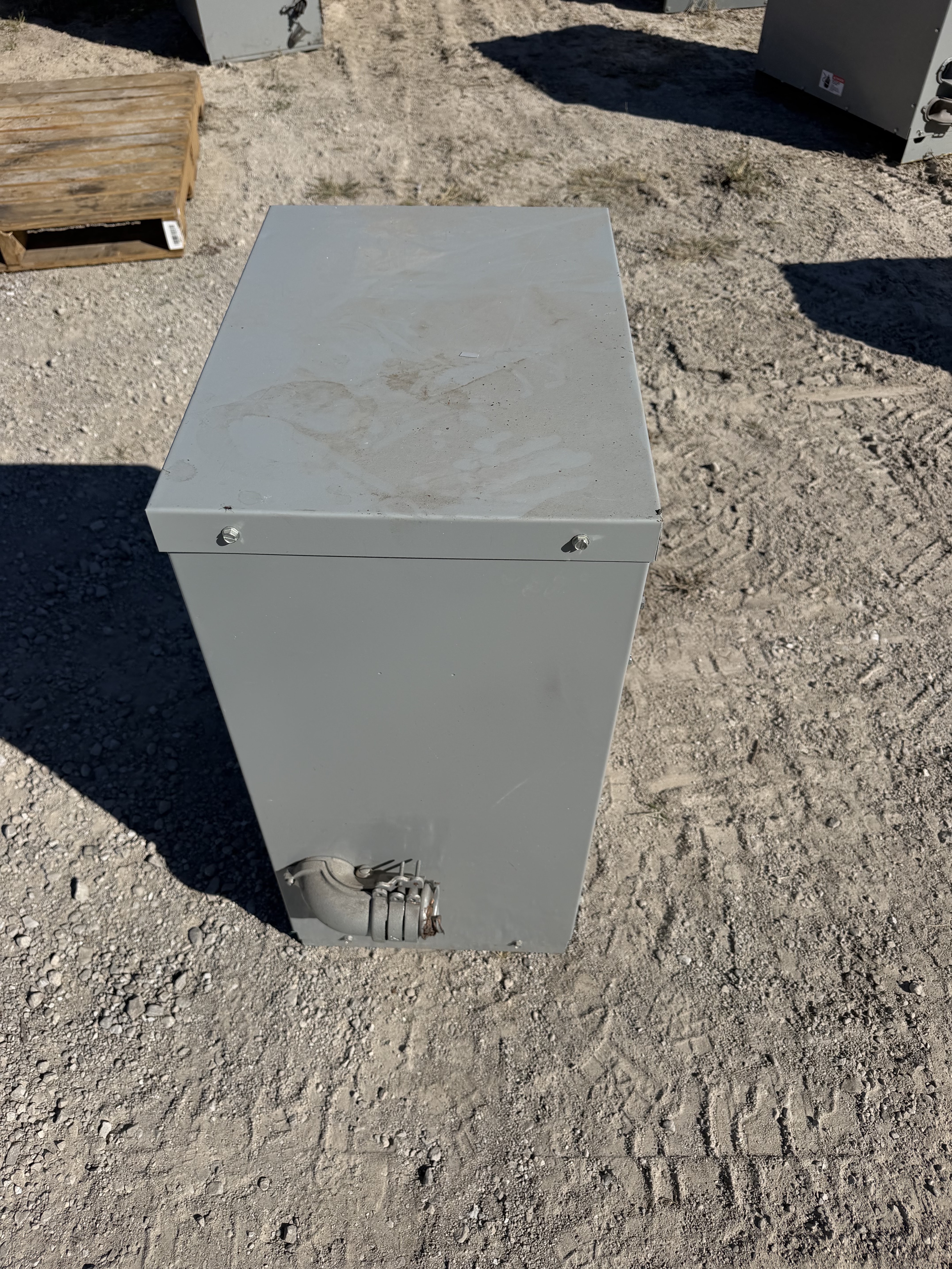 45 KVA 480 Delta Primary, 208Y/120 Secondary, Eaton Eaton Cutler-Hammer #V48M28T45K, Dry Type Transformer, 3 - Image 7