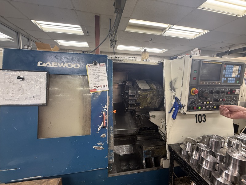 Daewoo Doosan #PUMA-6S, CNC lathe, Fanuc O-T, 17.3" swing, 9.1" max turning diameter, 5C spindle nose, 5000 - Image 1
