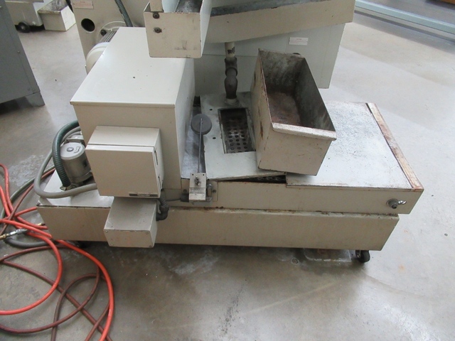 12" x 24" Okamoto #ACC-12.24DX, 3-axis hydraulic surface grinder, incremental down feed, Heidenhain digital - Image 10