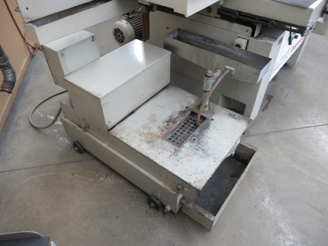 16" x 32" Okamoto #ACC-16-32DX, 3-axis hydraulic surface grinder, incremental down feed, 12" wheel, 1800 RPM - Image 9