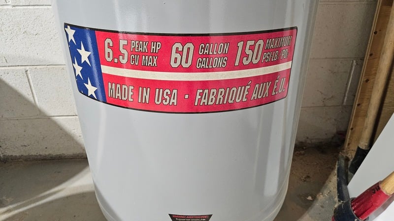 11.2 cfm, 150 psi, King #KC-6160V3, Reciprocating Air Compressor, 60 gallon vertical tank, cast iron - Image 5