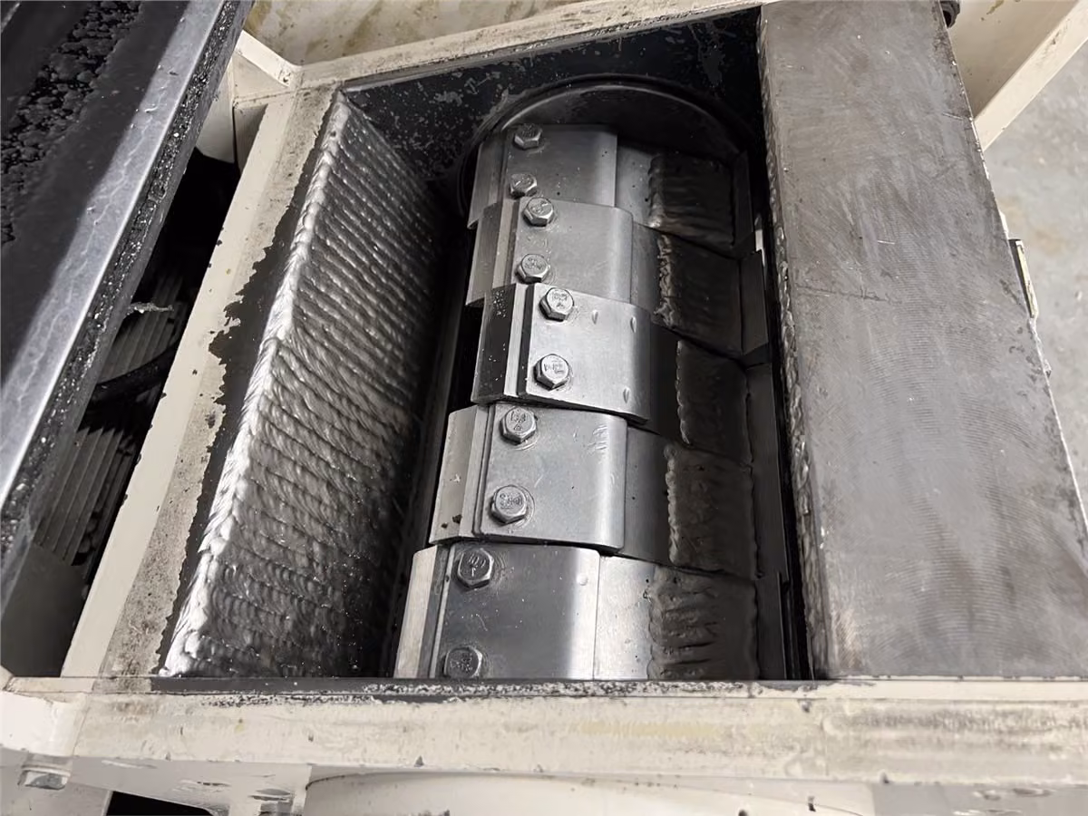 11" x 14" MPG #M1114N, granulator, 10 HP, staggered knife rotor, bolt-on blades (2 available) - Image 9