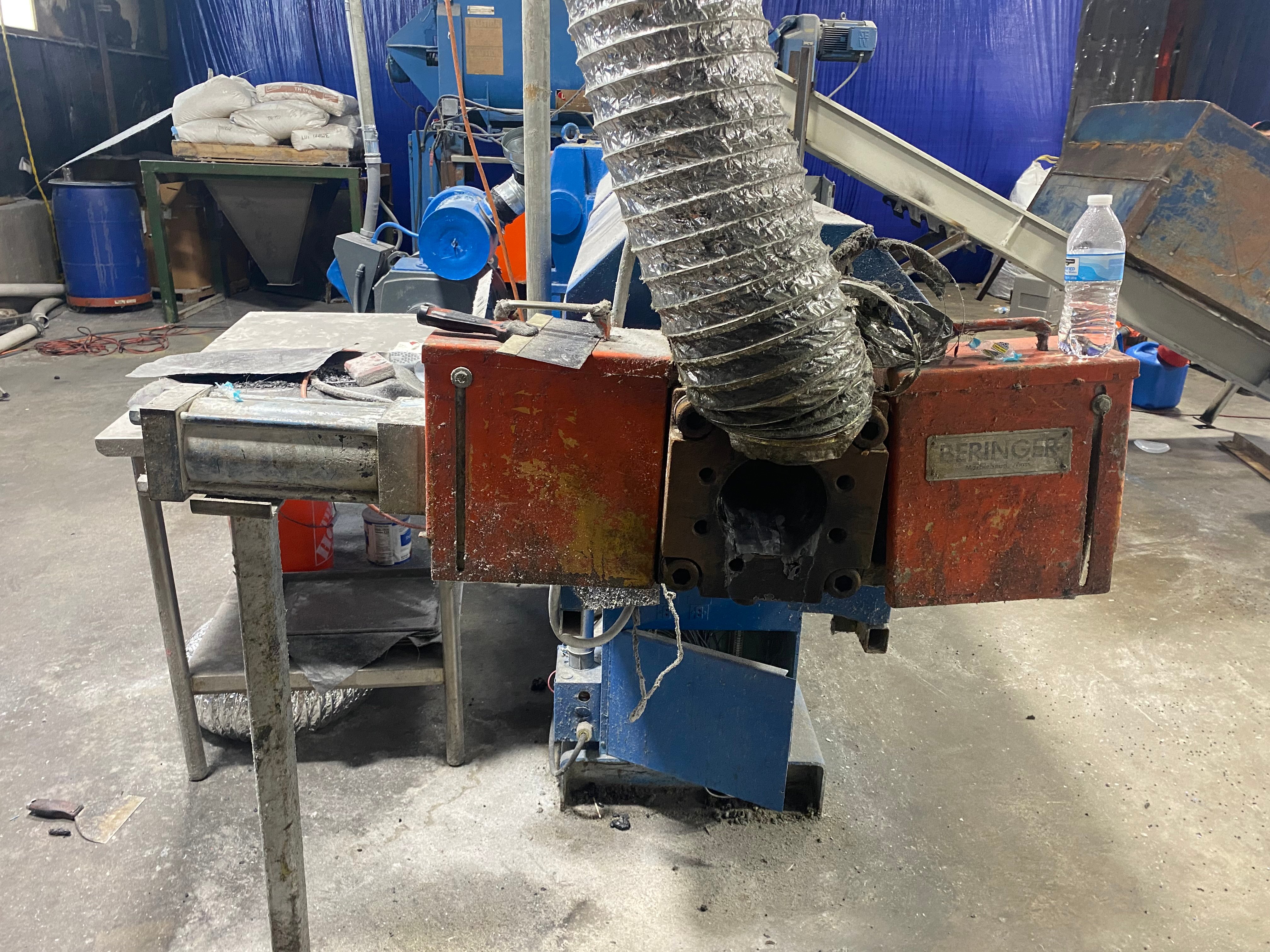 4.5" Sterling, single screw extruder, 30:1 L/D, vented, 200 HP, VFD drive, 13.95:1 gear ratio, 125 max RPM - Image 3