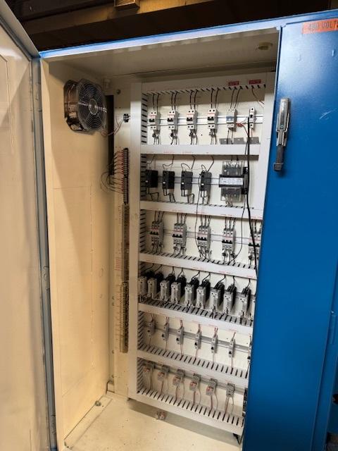 6" Davis Standard #600S, Thermatic extruder, 30:1 L/D, water cooled, non-vented, new 300 HP WEG AC motor & - Image 6