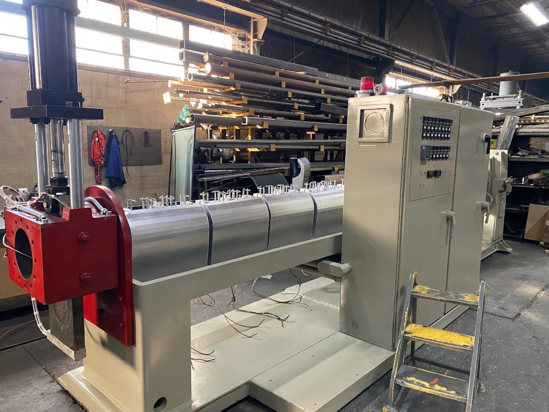 6" NRM, extruder, 30:1 L/D, vented, air cooled, 8 zone barrel, 400 HP US Motors AC, WEG CFW11 drive, 14 zone - Image 5