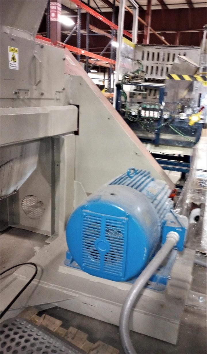 Nelmor #G2056MB, plastic granulator, 150 HP, 5-blade open rotor, scissor cut, discharge auger, 9,400 lb. - Image 4