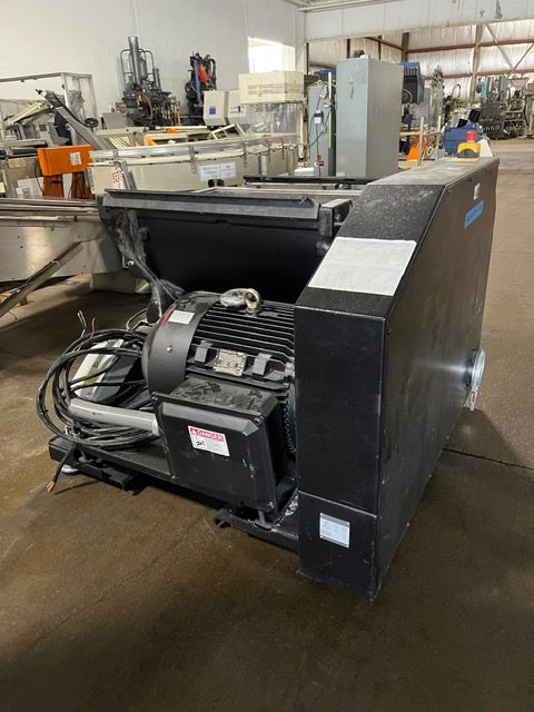 18" x 36" Rapid #500-90, plastic granulator, 100 HP, super-tangential chamber, 5 rotor knives, 3 bed knives - Image 4