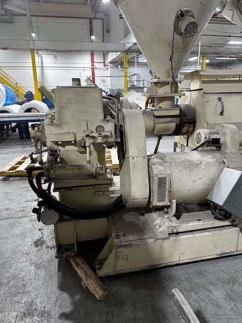4.5" PTI #Apex, strand pelletizing extrusion line, 32:1 L/D, vented, air cooled, 200 HP DC, 30 hole strand - Image 3
