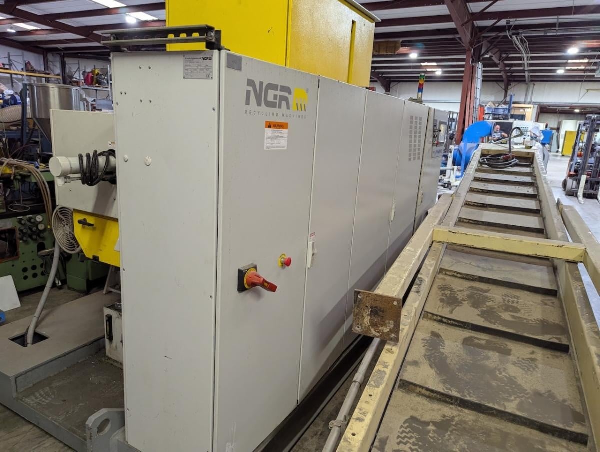2.6" NGR #S-GRAN-65-70-VHD, shredder/extruder recycling system, 65mm, single shaft shredder, infeed conveyor - Image 10