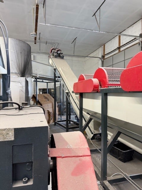 PE/PP Film & Woven Bag Recycling Wash Line, sorting, size reduction, metal removal, hot & cold washing - Image 3