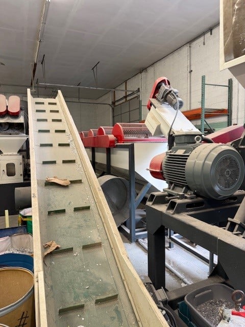 PE/PP Film & Woven Bag Recycling Wash Line, sorting, size reduction, metal removal, hot & cold washing - Image 6