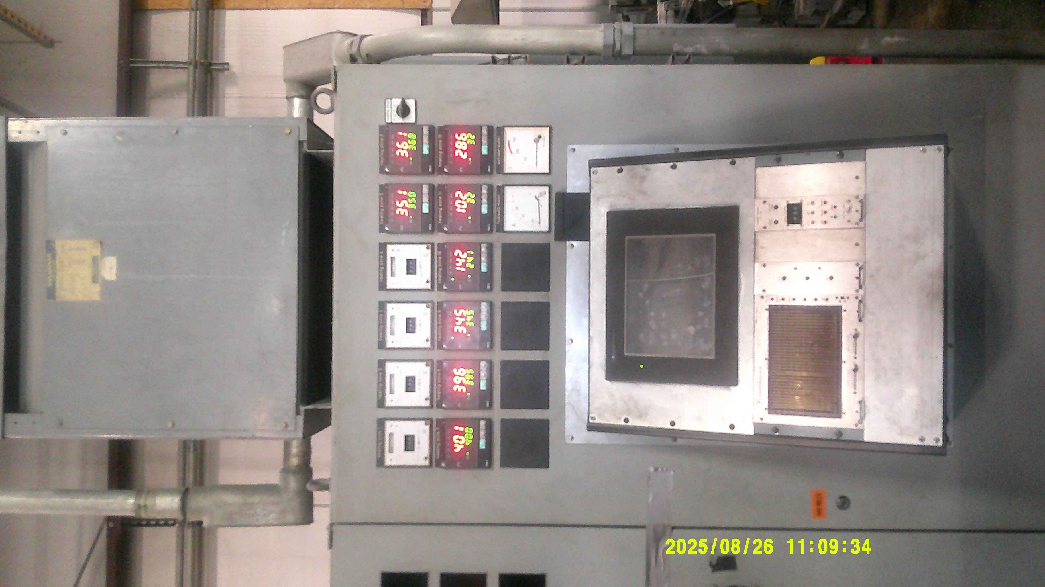 Bekum #H-151M, dual shuttle blow molding machine, 90mm 24:1 extruder, 60 HP Reliance DC, Hunkar parison - Image 7
